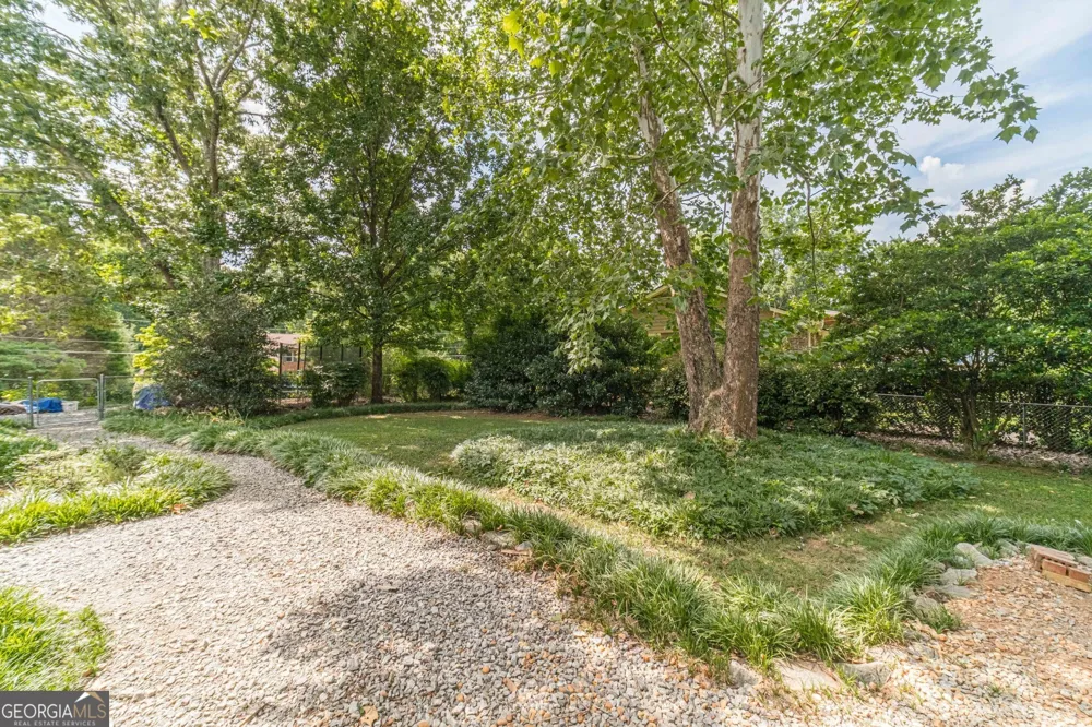 1875 Oak RD Snellville, GA 30078