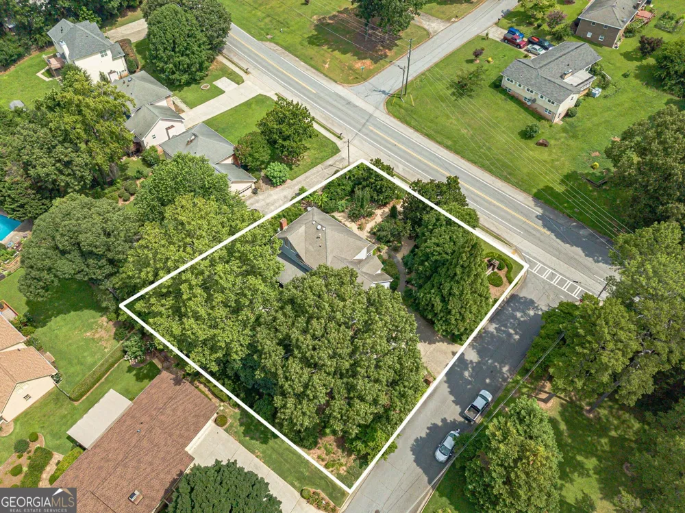 1875 Oak RD Snellville, GA 30078