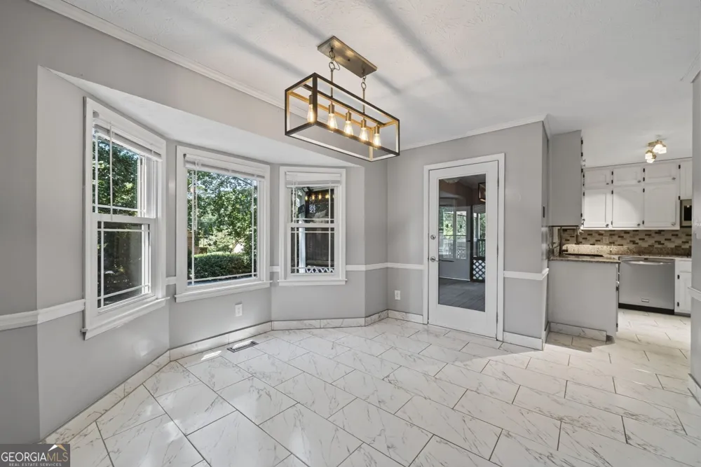 1875 Oak RD Snellville, GA 30078