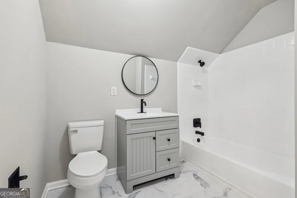 2725 Glendale DR NE Conyers, GA 30013