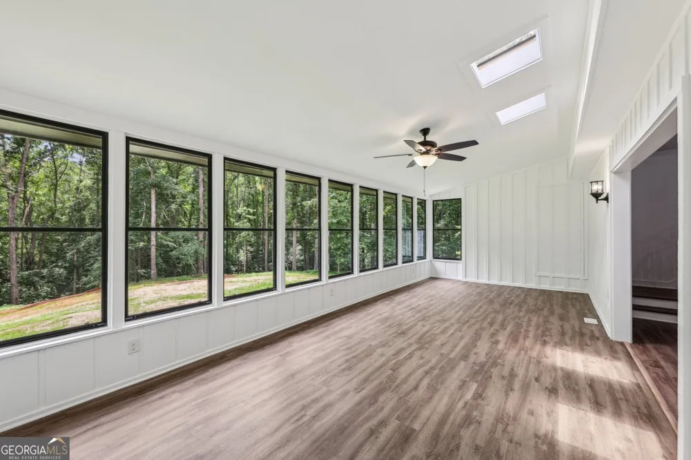 2725 Glendale DR NE Conyers, GA 30013