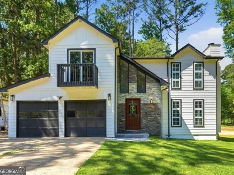 200 Huntcliff CT