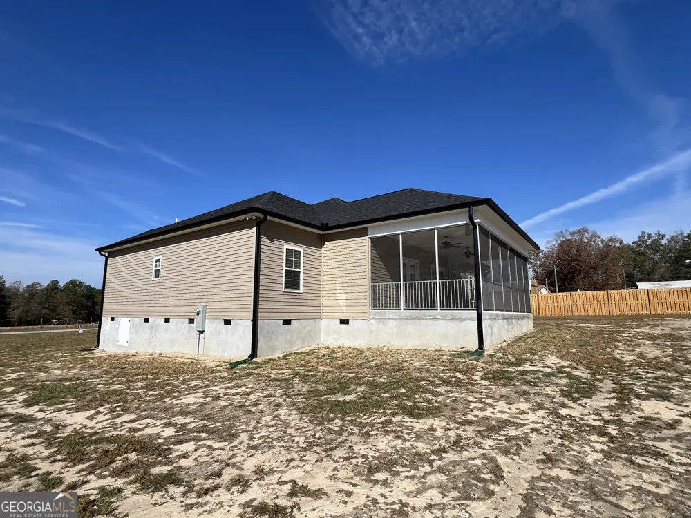 1076 Boneville RD Dearing, GA 30808