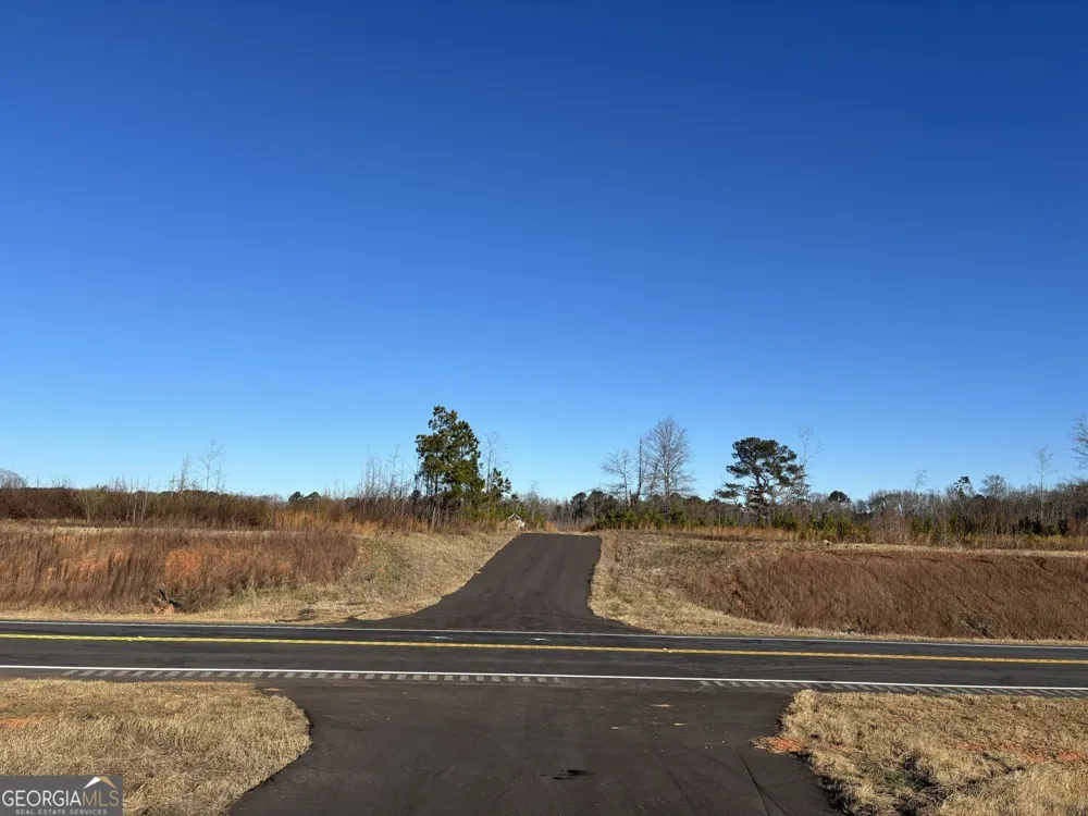 0 83 Connector Monroe, GA 30655
