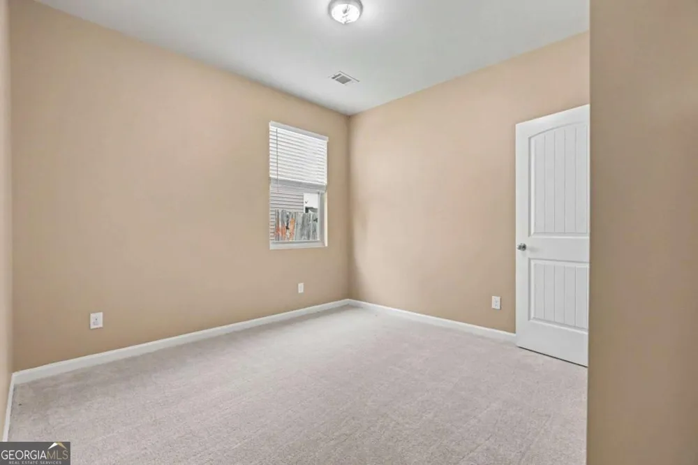 1886 Osprey DR Hampton, GA 30228