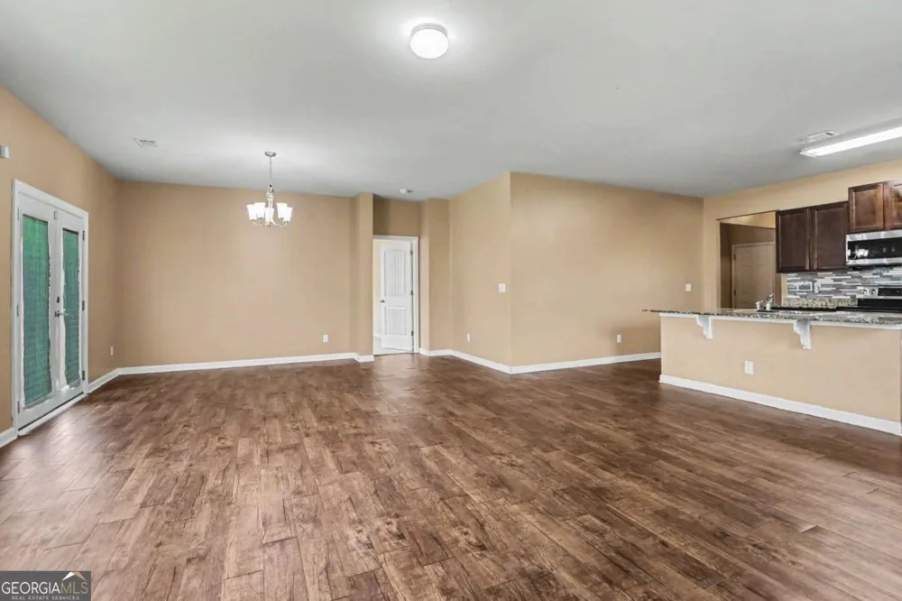 1886 Osprey DR Hampton, GA 30228