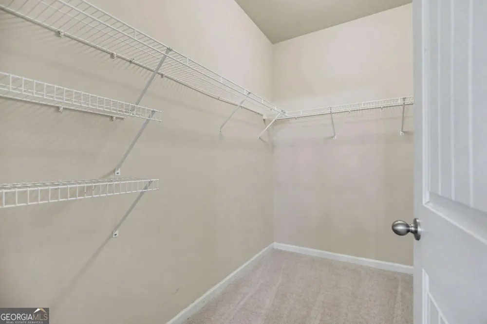 1886 Osprey DR Hampton, GA 30228