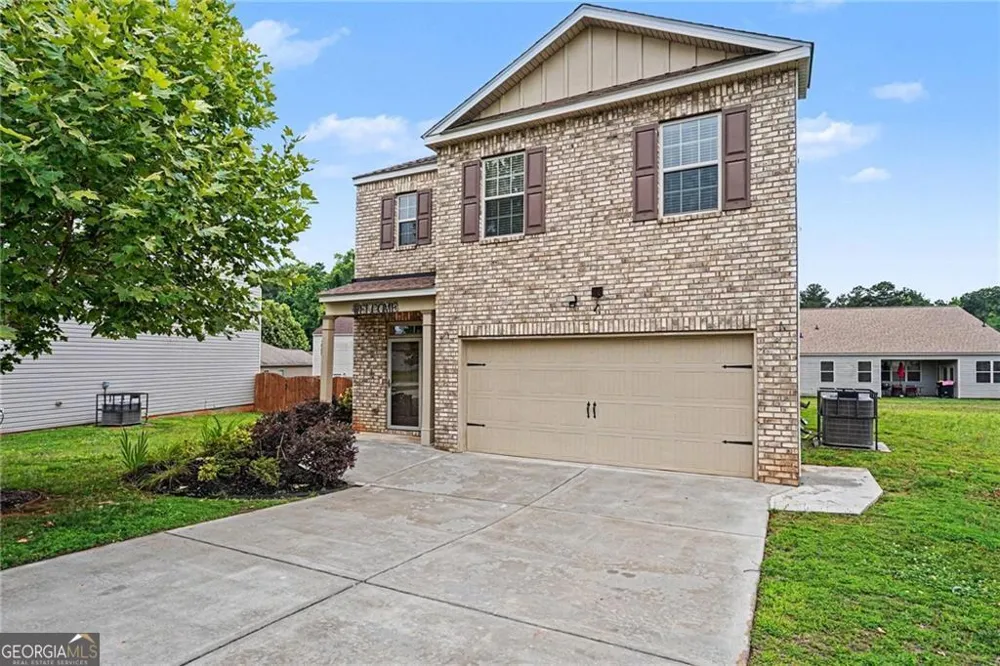 1965 Osprey DR Hampton, GA 30228