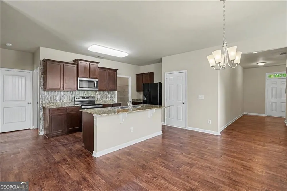 1965 Osprey DR Hampton, GA 30228