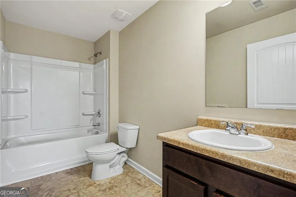 1965 Osprey DR Hampton, GA 30228