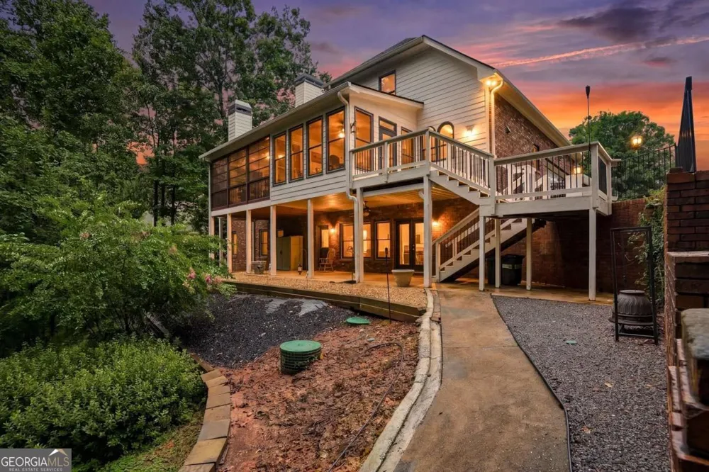 19 Stony CT Dawsonville, GA 30534