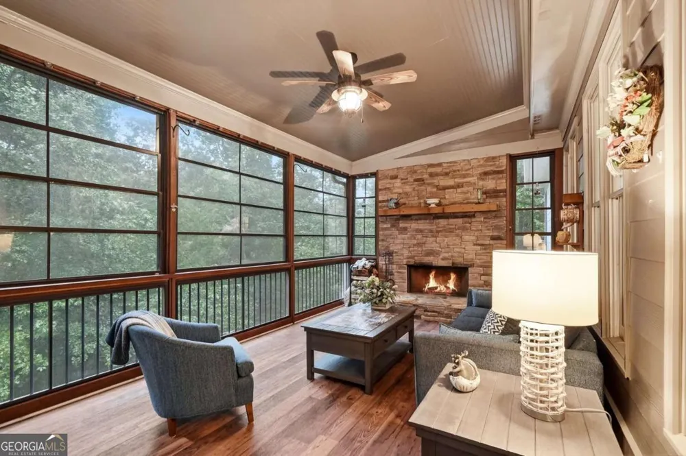 19 Stony CT Dawsonville, GA 30534