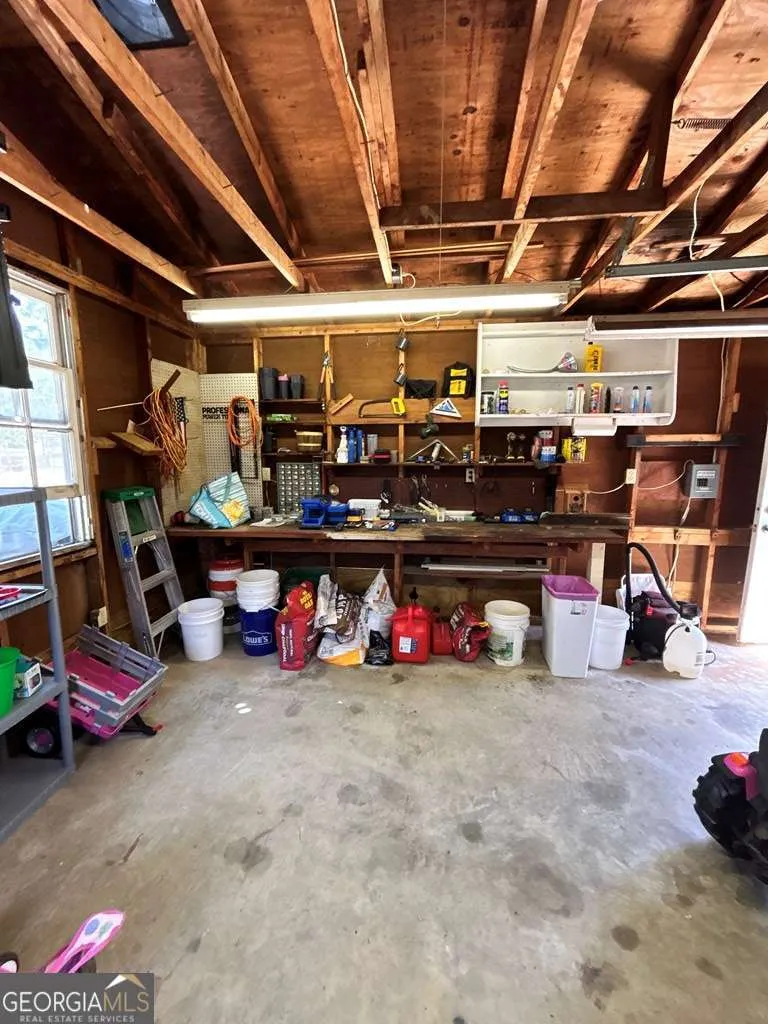1702 Slack DR Tifton, GA 31793