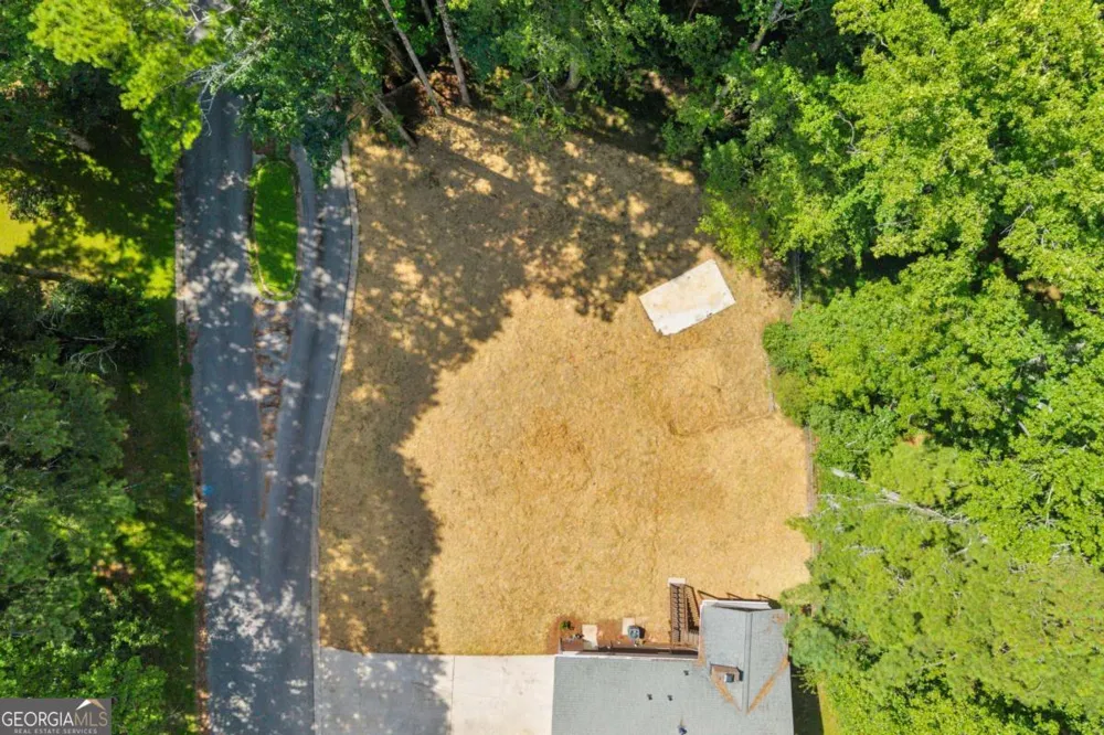 6193 Pine LN Douglasville, GA 30135