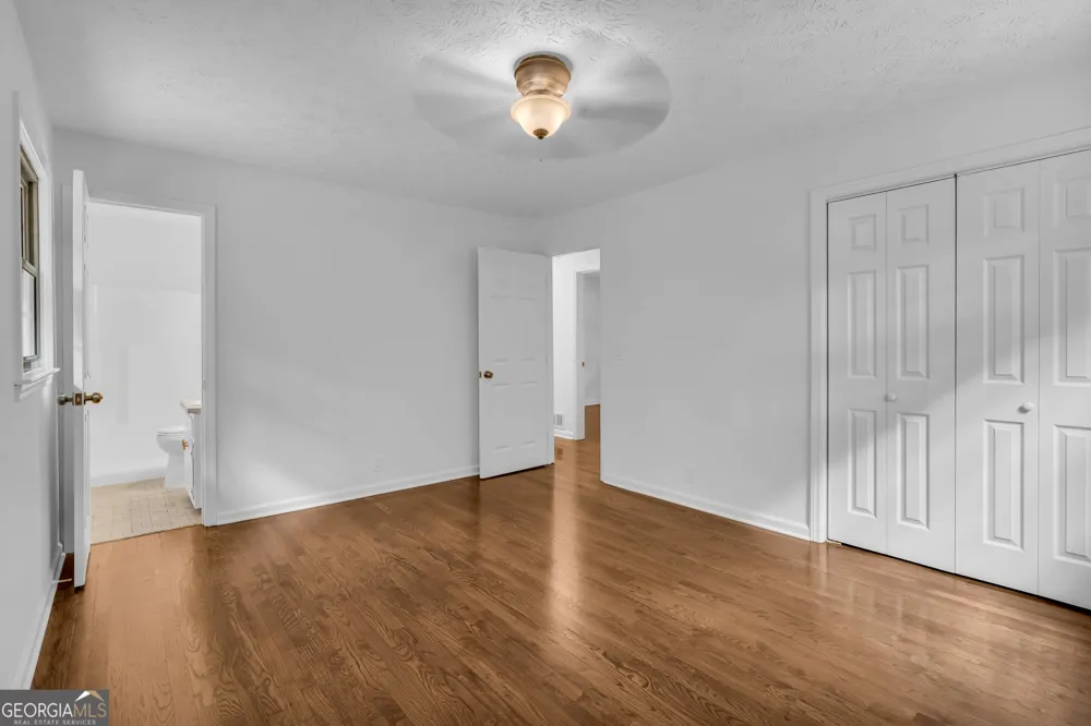 6193 Pine LN Douglasville, GA 30135