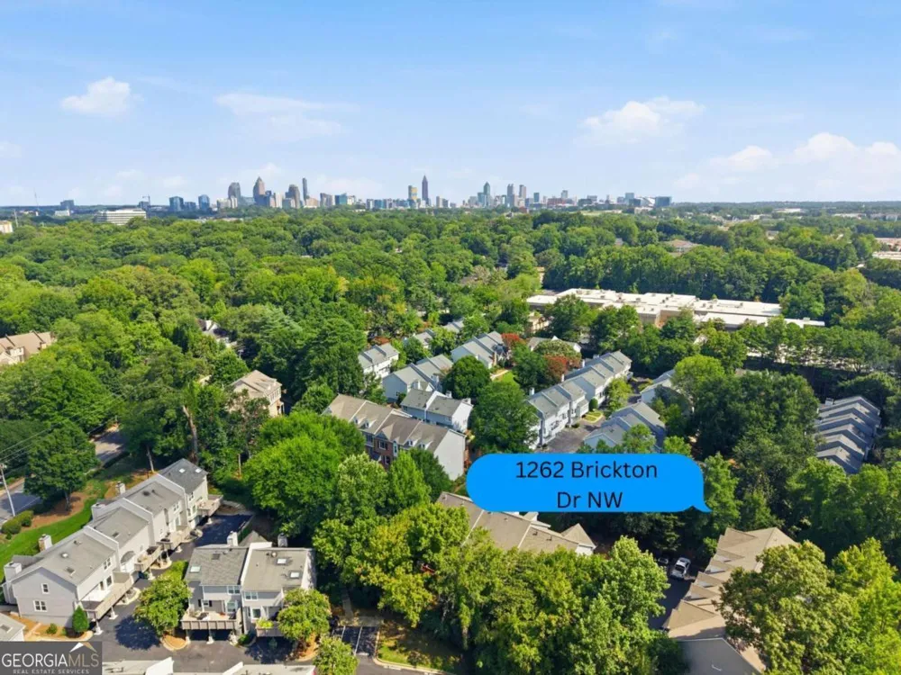 1262 Brickton DR NW Atlanta, GA 30318