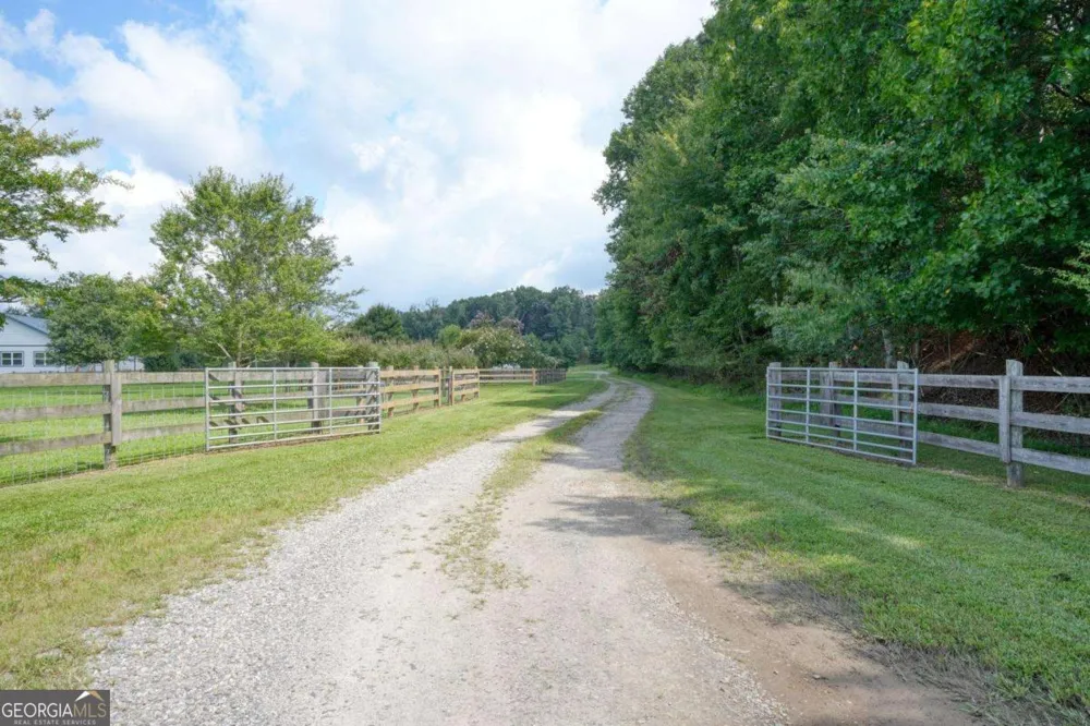 192 Flowers DR Blairsville, GA 30512