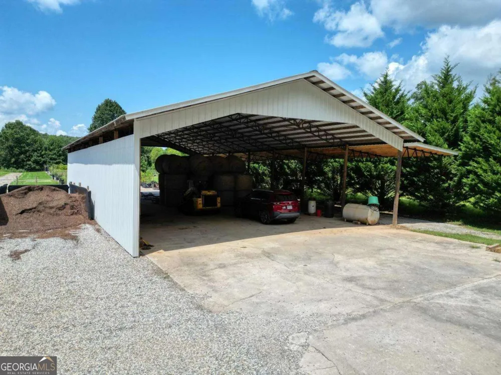 192 Flowers DR Blairsville, GA 30512