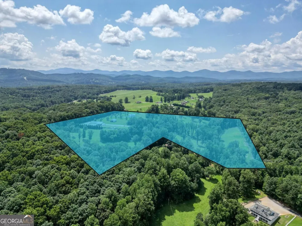 192 Flowers DR Blairsville, GA 30512