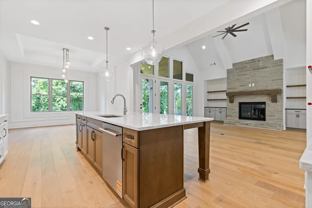 5416 Planting Field LN Flowery Branch, GA 30542