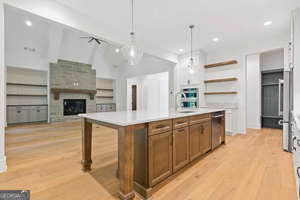 5416 Planting Field LN Flowery Branch, GA 30542