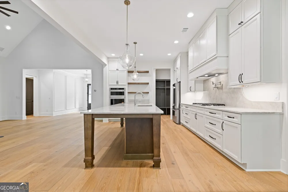 5416 Planting Field LN Flowery Branch, GA 30542