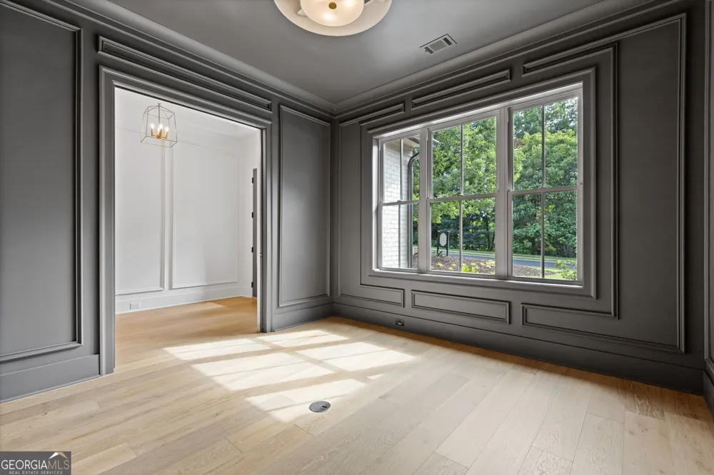 5416 Planting Field LN Flowery Branch, GA 30542
