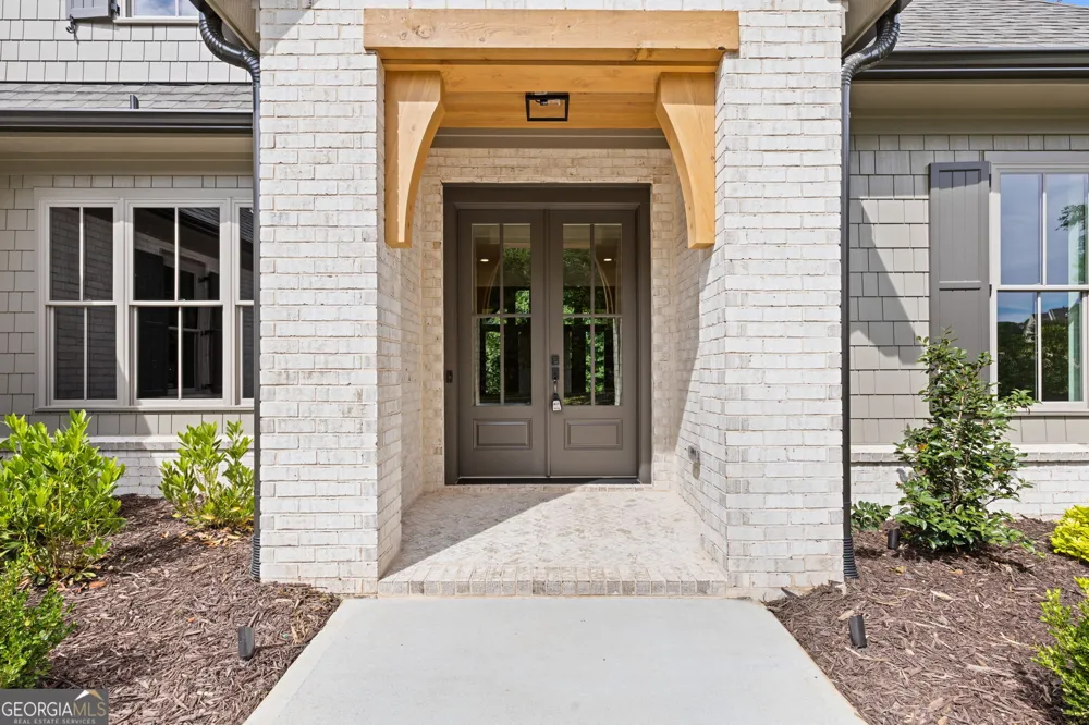 5416 Planting Field LN Flowery Branch, GA 30542