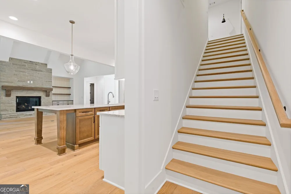 5416 Planting Field LN Flowery Branch, GA 30542