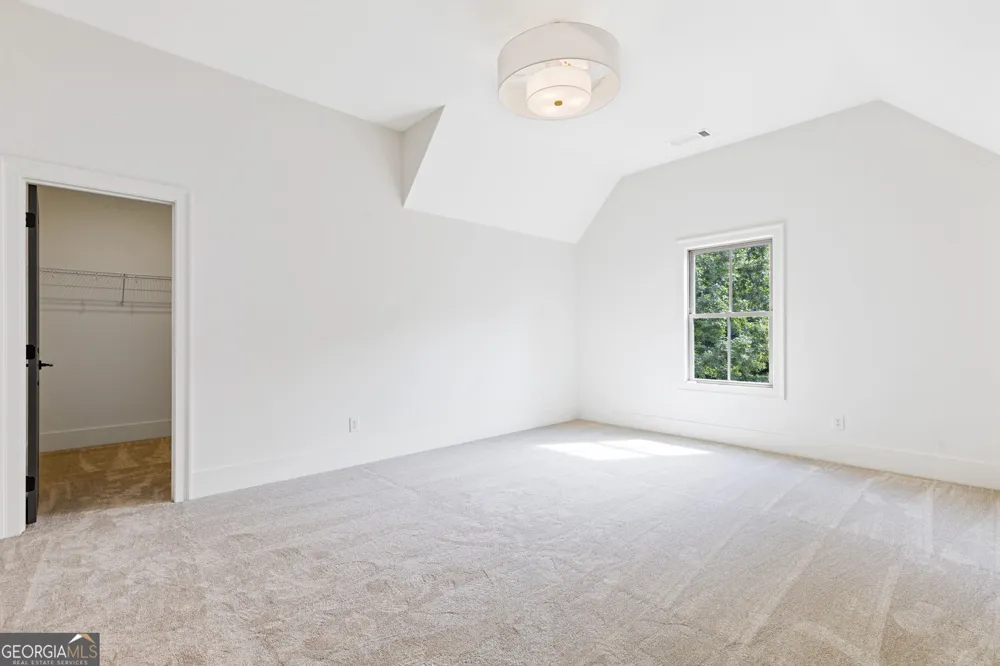 5416 Planting Field LN Flowery Branch, GA 30542