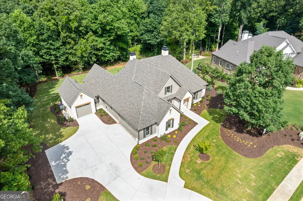 5416 Planting Field LN Flowery Branch, GA 30542