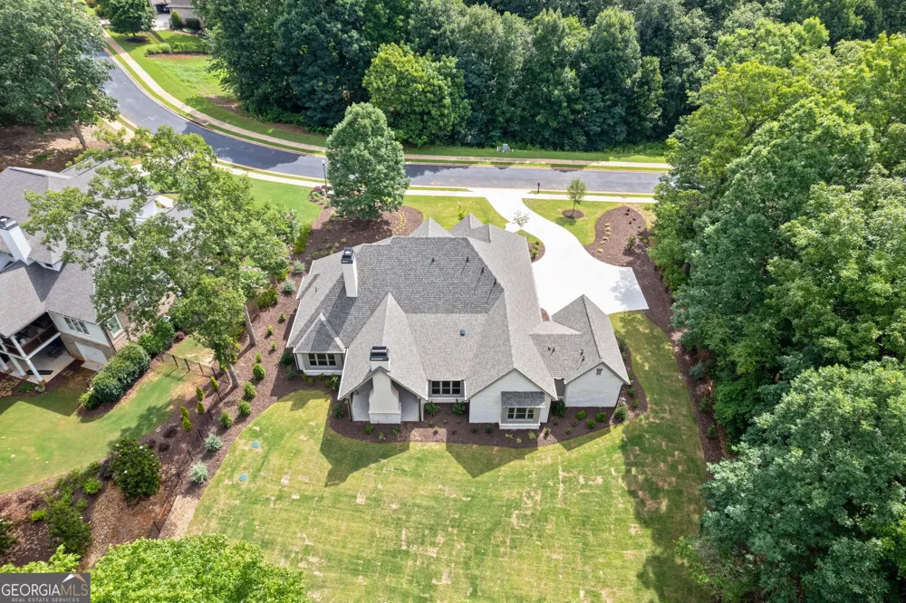 5416 Planting Field LN Flowery Branch, GA 30542