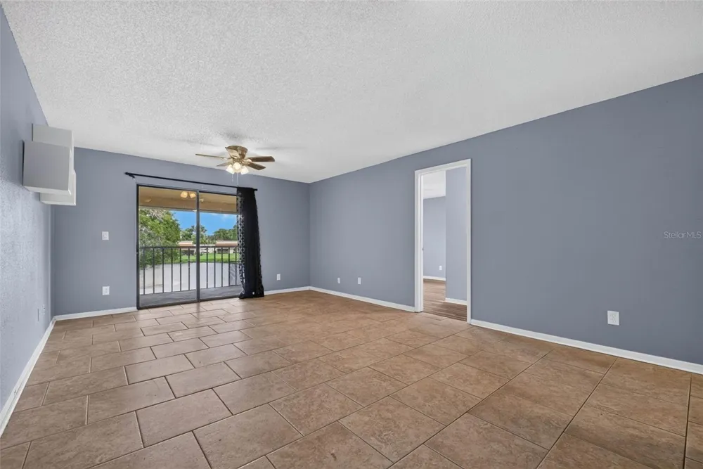 6301 58TH STREET #806 Pinellas Park, FL 33781
