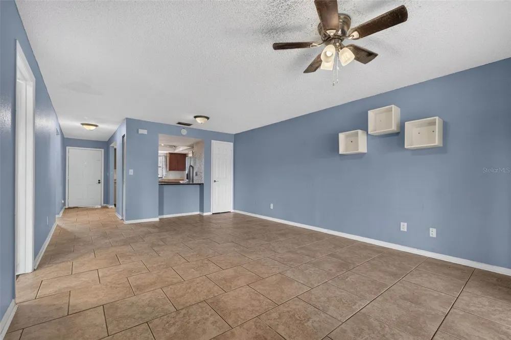 6301 58TH STREET #806 Pinellas Park, FL 33781