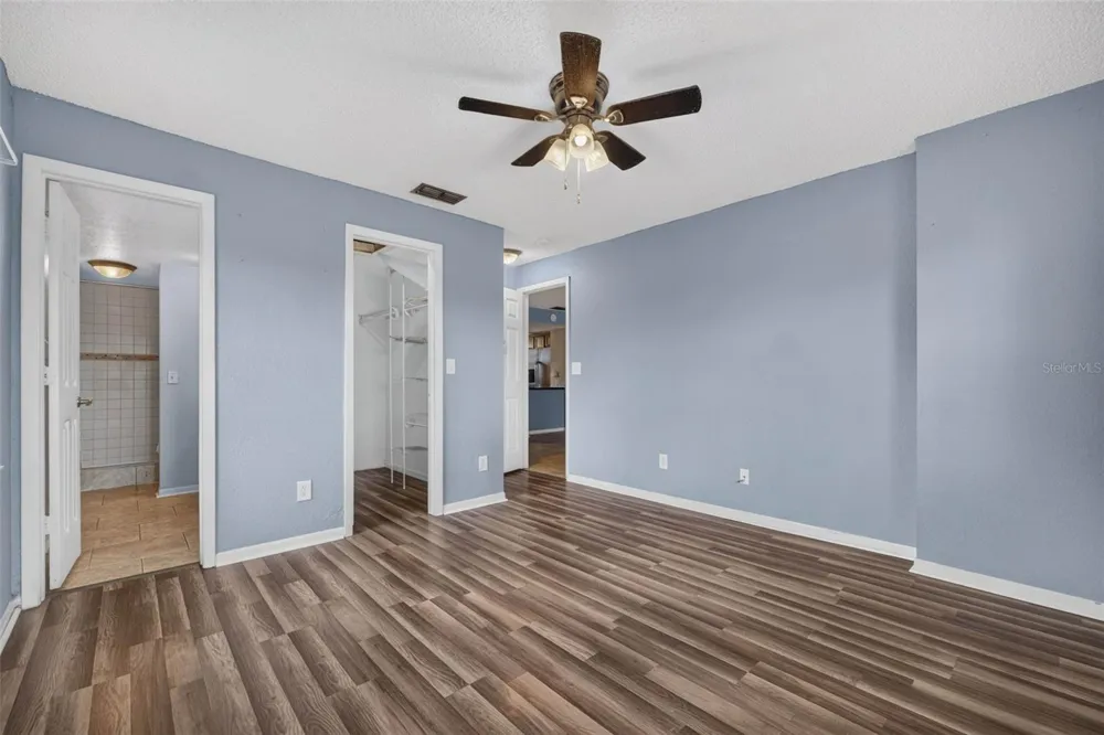 6301 58TH STREET #806 Pinellas Park, FL 33781