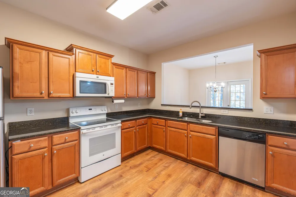 3800 Thayer TRCE Duluth, GA 30096