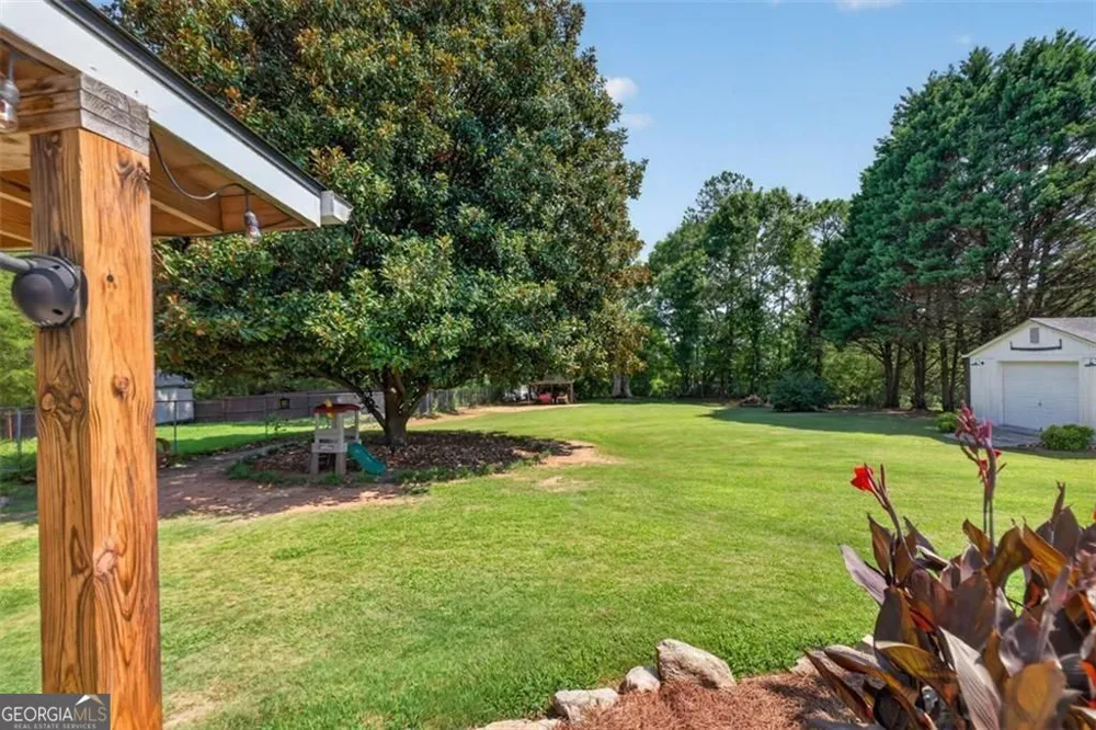 1561 Timber Heights DR Loganville, GA 30052