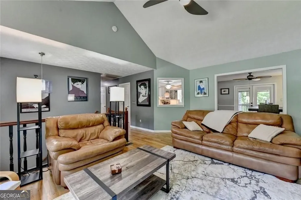 6224 Ivy Springs DR Flowery Branch, GA 30542