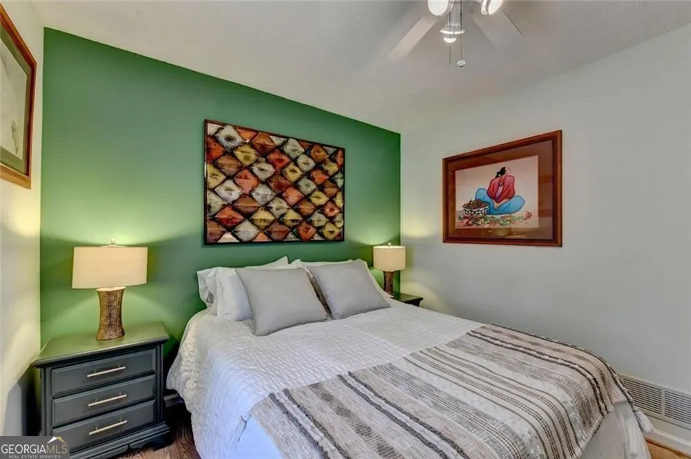 6224 Ivy Springs DR Flowery Branch, GA 30542