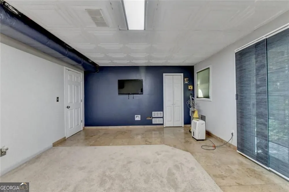 6224 Ivy Springs DR Flowery Branch, GA 30542
