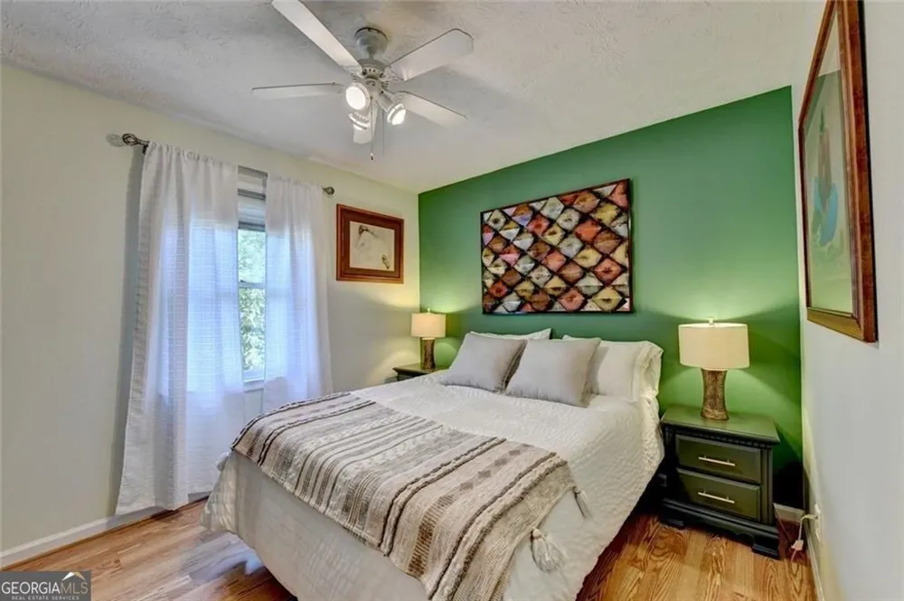 6224 Ivy Springs DR Flowery Branch, GA 30542
