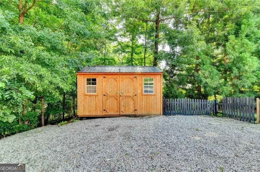 6224 Ivy Springs DR Flowery Branch, GA 30542