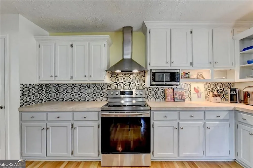 6224 Ivy Springs DR Flowery Branch, GA 30542