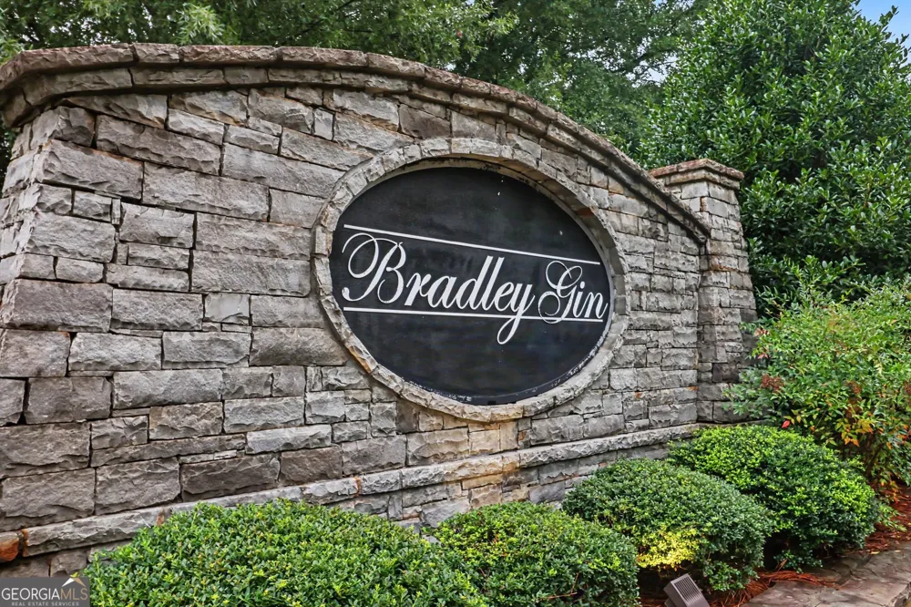 1734 Lakeland LN Monroe, GA 30656