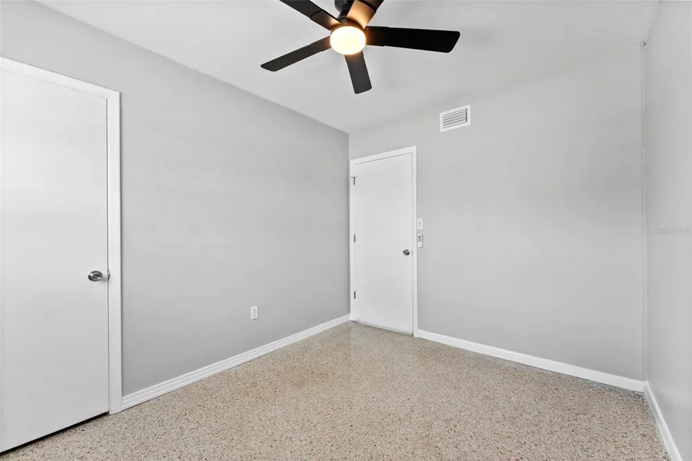 5208 ANSLEY CIRCLE Tampa, FL 33610