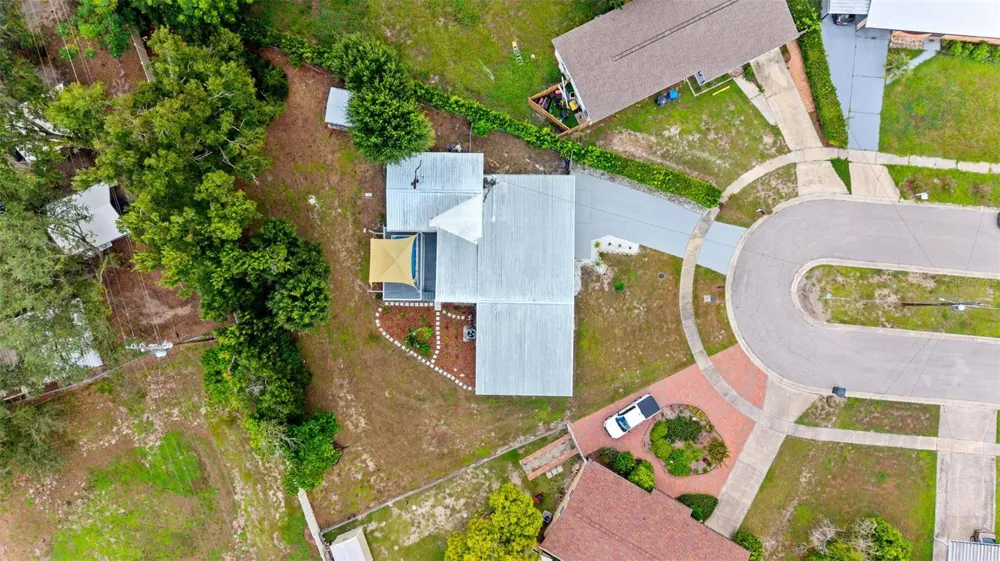 5208 ANSLEY CIRCLE Tampa, FL 33610