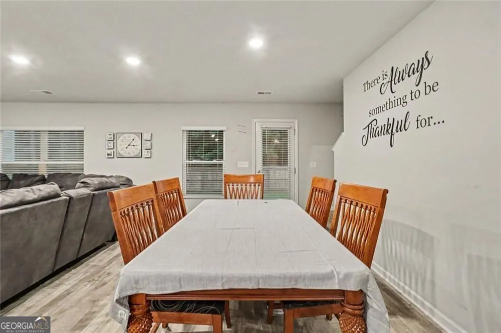 186 Brasch Park DR Grantville, GA 30220