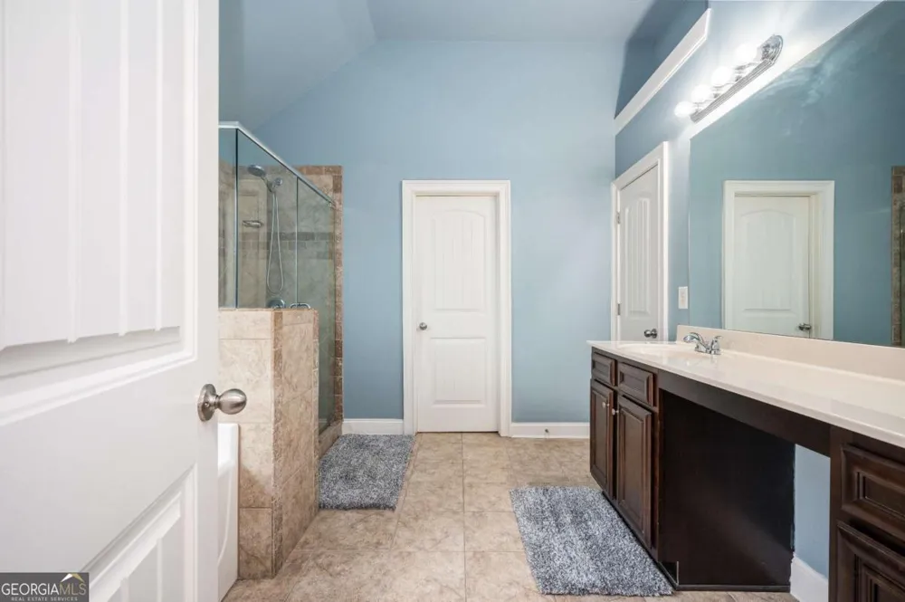 1511 Silver Mist CIR Powder Springs, GA 30127