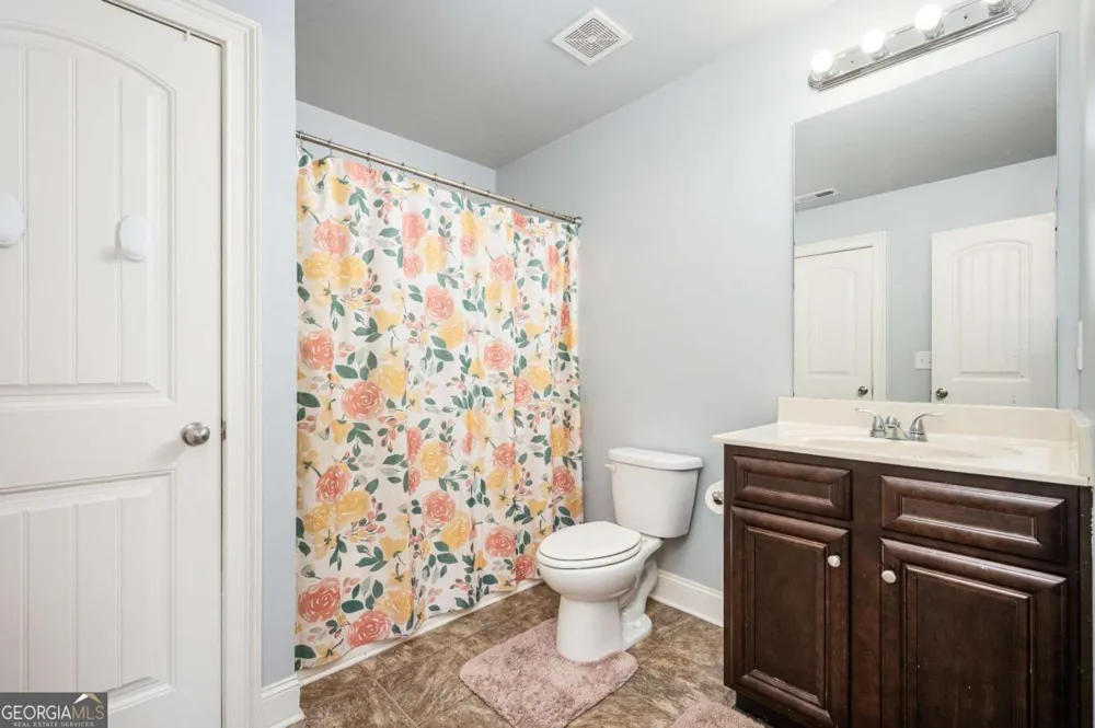 1511 Silver Mist CIR Powder Springs, GA 30127