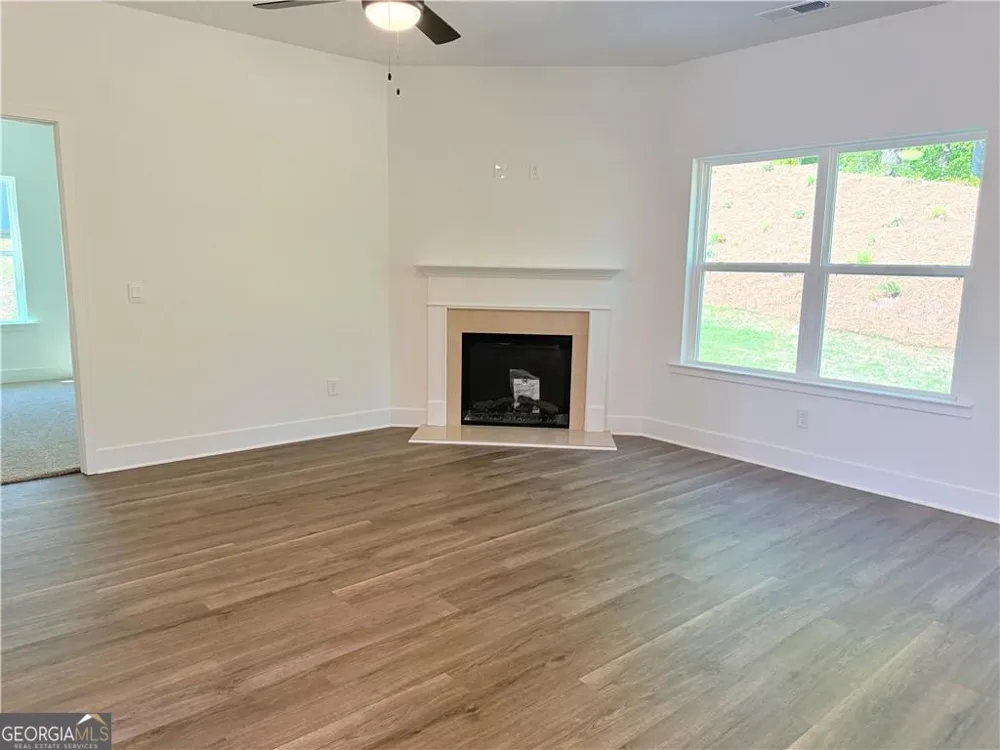 242 Thunder VLY Dawsonville, GA 30534